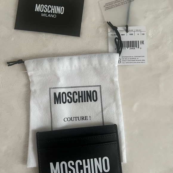 Moschino Logo Print Card Case - Picture 7 of 7